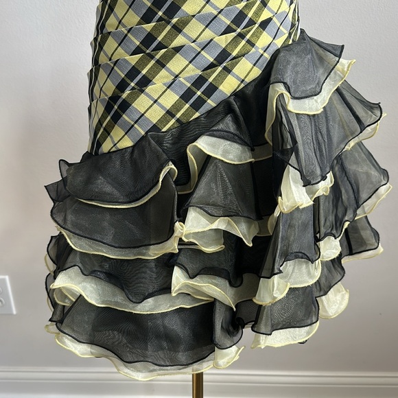 Blush Butter Yellow Black‎ Plaid Beaded Sequins Short Formal Prom Dress Size 4 - Picture 3 of 12